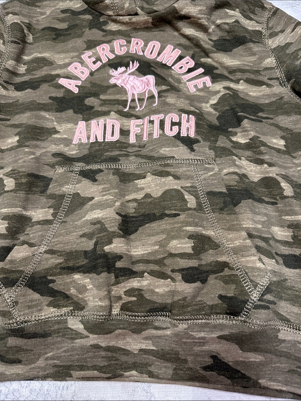 Y2K Abercrombie kids Camo Hoodie Pink spellout Logo Vintage 2000s size 7/8 - Picture 16 of 16